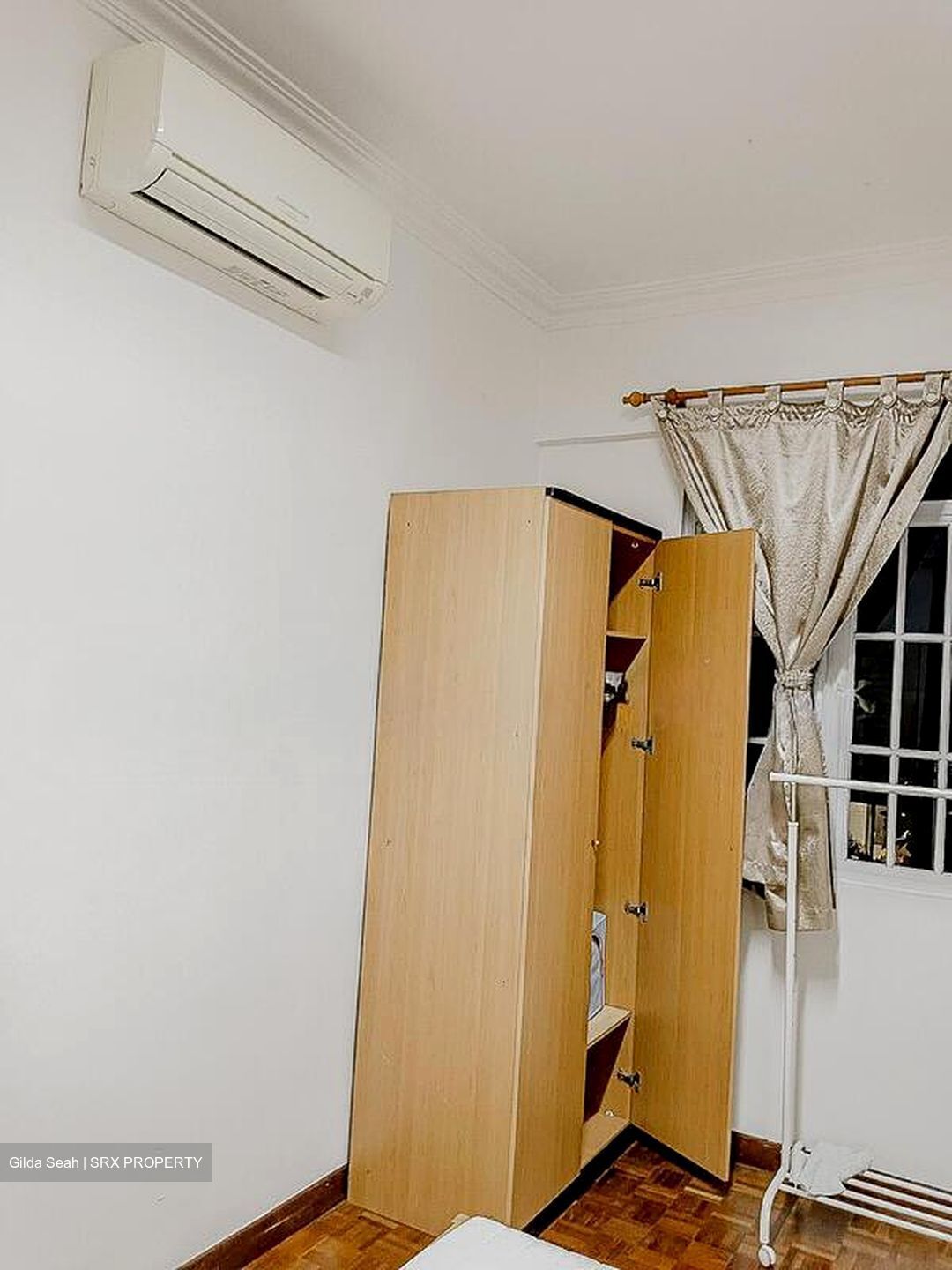 Jalan Tiga Ratus (D16), Terrace #498293011